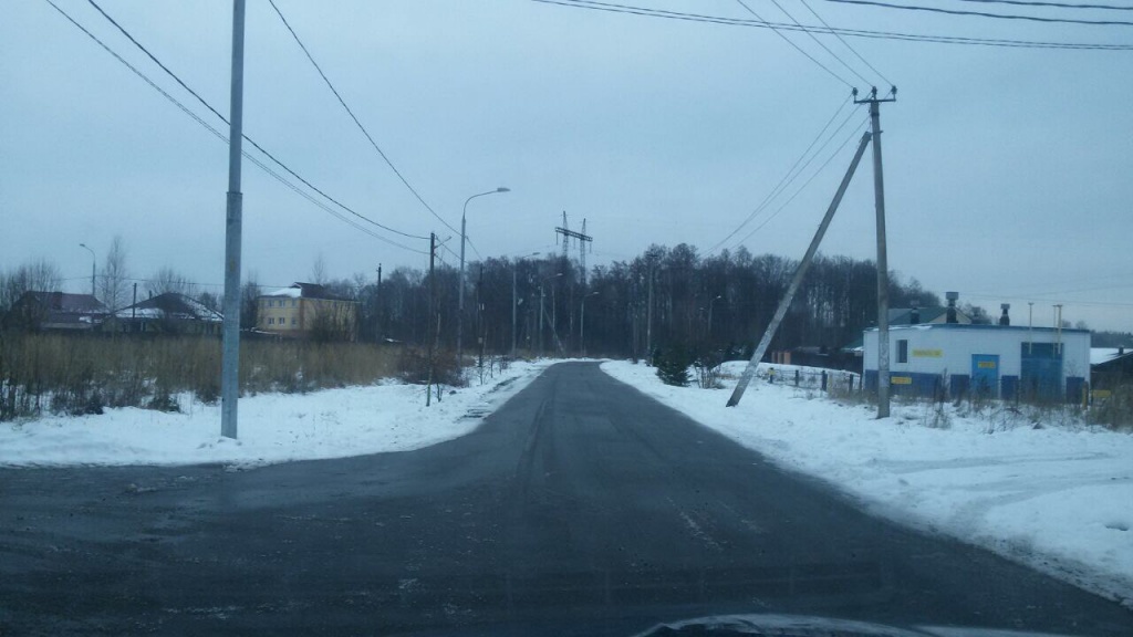 Дорогу в деревне Климовка в Роговском отсыпят асфальтовой крошкой. Фото: администрация поселения Роговское
