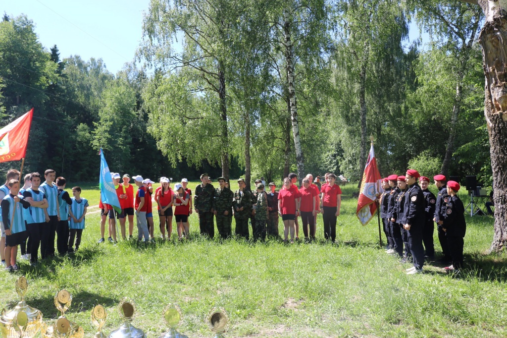 Жители Рязановского поучаствовали в спортивной игре Зарница. Фото: администрация поселения Рязановское