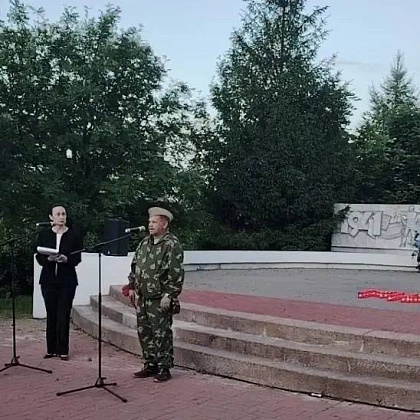 21 июня член Совета ветеранов УВД по ТиНАО, председатель первичной ячейки ветеранов ОМВД &laquo;Троицкий&raquo; Самохвалов Павел Георгиевич принял участие в мероприятии, посвящённом Дню памяти и скорби