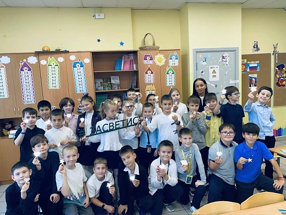 Госавтоинспекция УВД по ТиНАО провела акцию для школьников в районе Щербинка