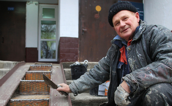 Завершающий этап установки пандусов начался в Троицке